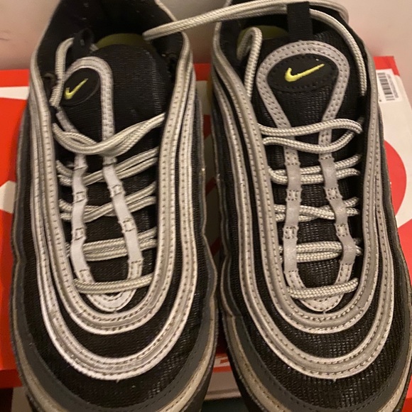 nike sneackers - Picture 5 of 7